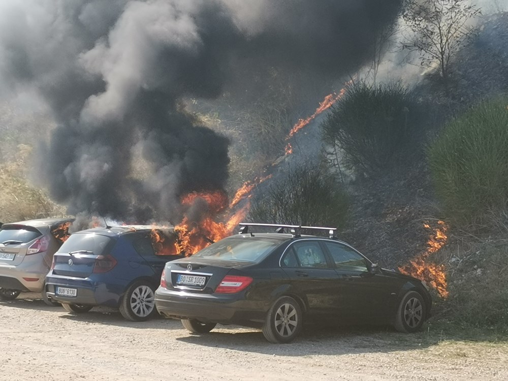 Požar automobila u Rabcu (snimio Branko BIOČIĆ)