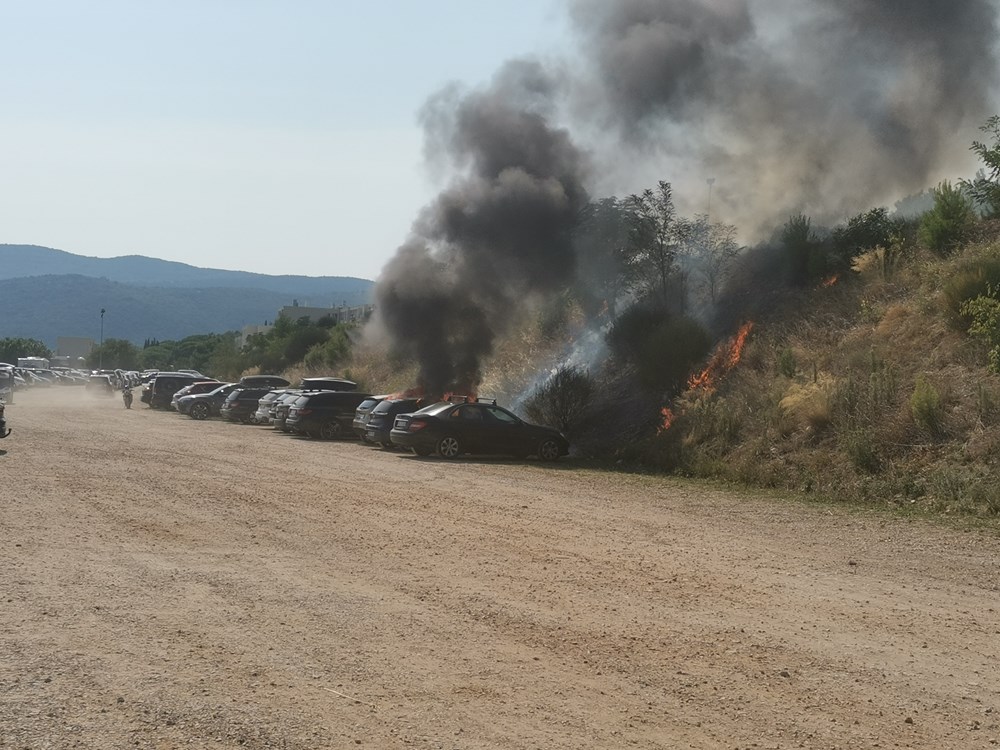 Požar automobila u Rabcu (snimio Branko BIOČIĆ)