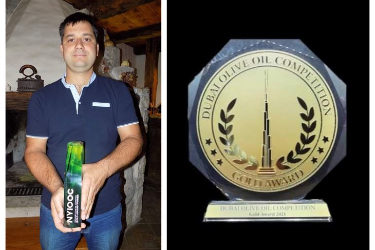 Dražen Černeka i nagrada na Dubai olive oil competitionu (Snimila Gordana Čalić Šverko) 