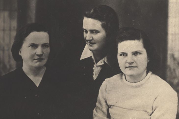 Majka Marija, Štefica i Marija prije odlaska u partizane (Snimila Ninica Gortan)