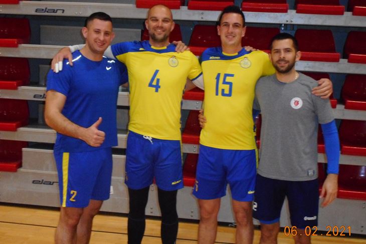 OPTIMISTI - Deny Bljaić, Abdel Zolota, Vedran Arapović i trener Aleksandar Gavrilov (Snimio Ivica Radetić)
