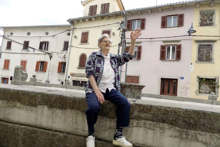 Stana Jurišić oprašta se od Buzeta (snimila Gordana Čalić Šverko)