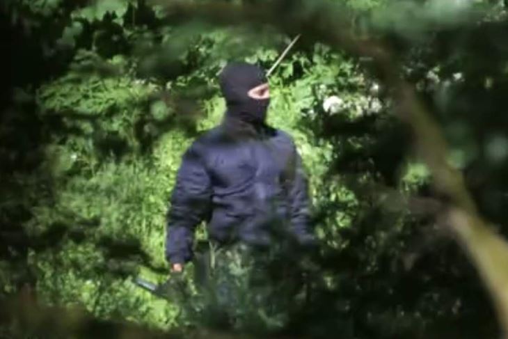 Tajno snimljeni video na kojem hrvatski policajci mlate migrante
