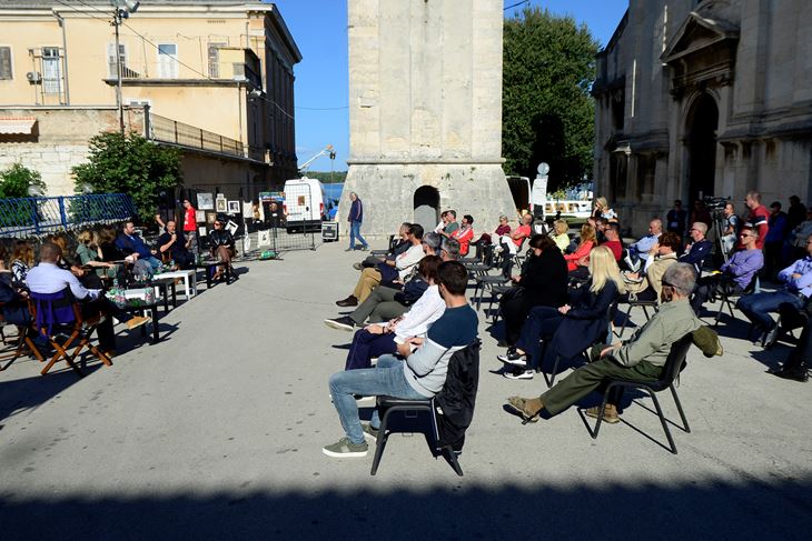 Grad smatra da su građani nužni u kreiranju novih strategija i vizure Pule (Snimio Dejan Štifanić)
