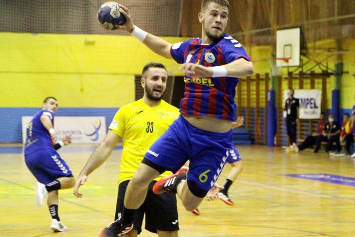 POKAZATI SE U PRAVOM SVJETLU - Dino Horozović (Snimio Mijat Gavran)