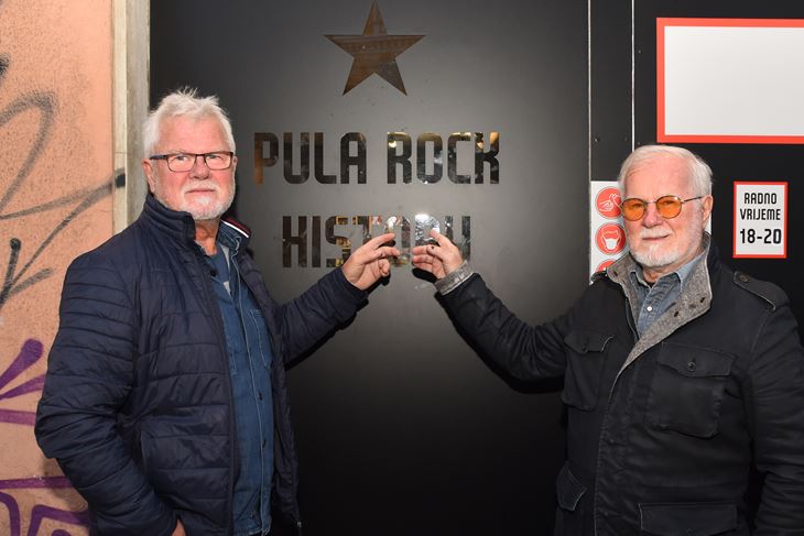 Dragi i Žika Jelić u pulskoj Rock Galeriji (Snimio Duško Marušić Čiči)