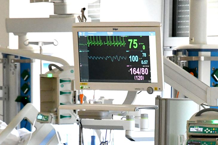U hrvatskim bolnicama je u 24 sata  preminulo čak 59 oboljelih od Covid-19 (Snimio Milivoj Mijošek)