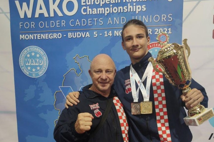 ZLATO I SREBRO U CRNOJ GORI - Ivano Čelić i trener Edi Višković