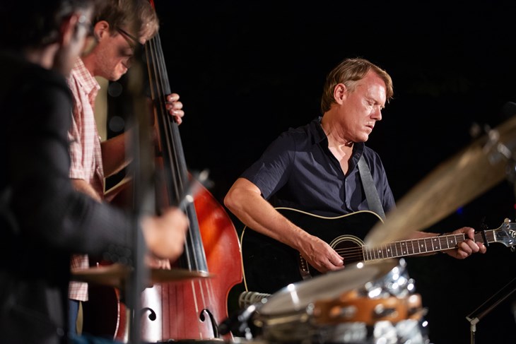 Chris Eckman trio