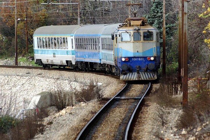 Željeznica je neelektrificirana, spora i degradirana u svakom smislu, smatra župan Miletić