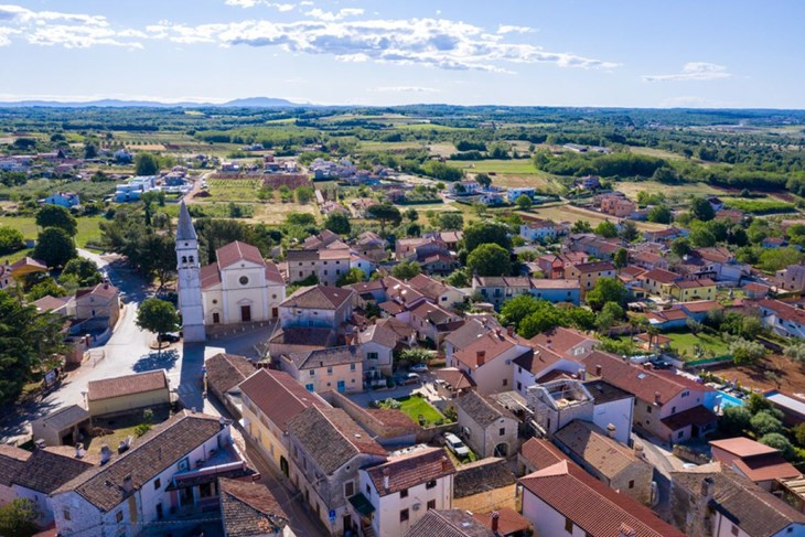 Kaštelir-Labinci općina turizma i poljoprivrede (Foto Rose-art)