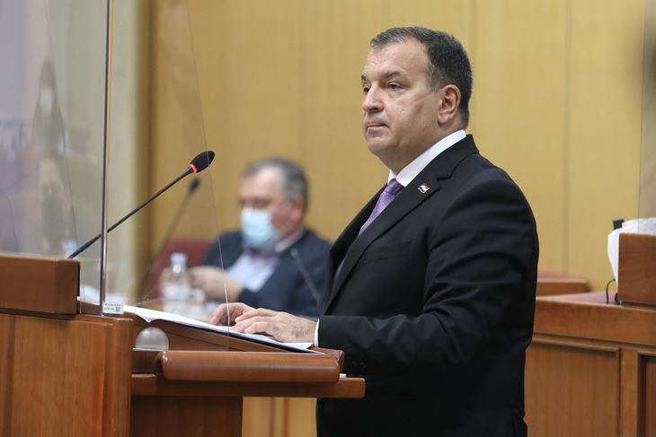 Ministar Vili Beroš (Cropix)
