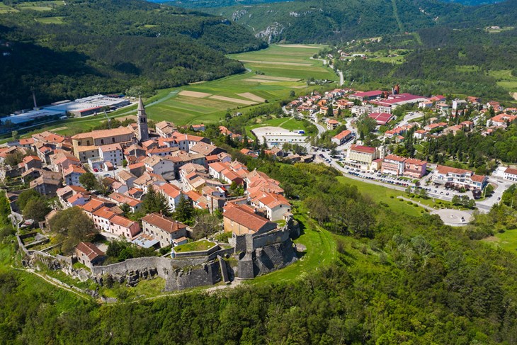 BUZET- PANORAMA, SNIMLJENO DRONOM