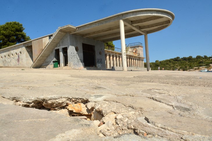 Kupalište Stoja vapi za obnovom (Snimio Danilo Memedović)
