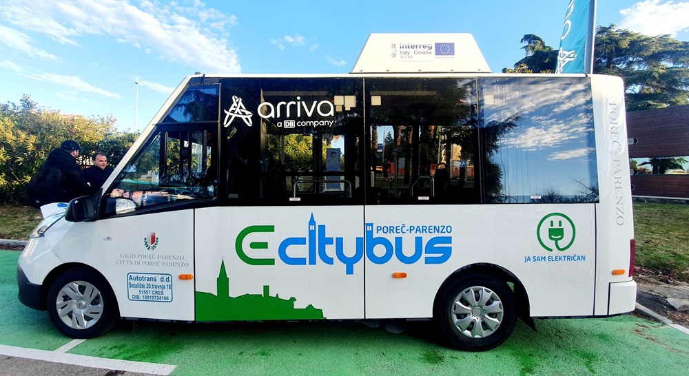 Bus
