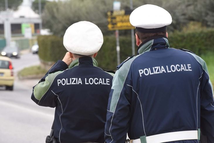 lokalna policija, Italija; izvor: www.napolike.it