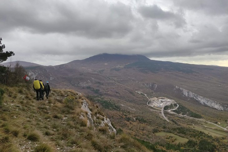 UCKA Pogled-sa-Sebrna-na-Ucku-i-Tunel-Foto-Luka-Skoric
