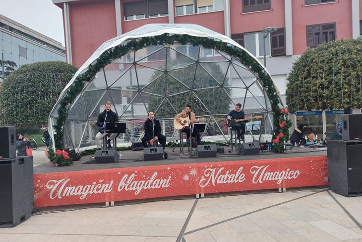 Nastup grupe The Molly u Umagu (Snimila Sanja Bosnić)