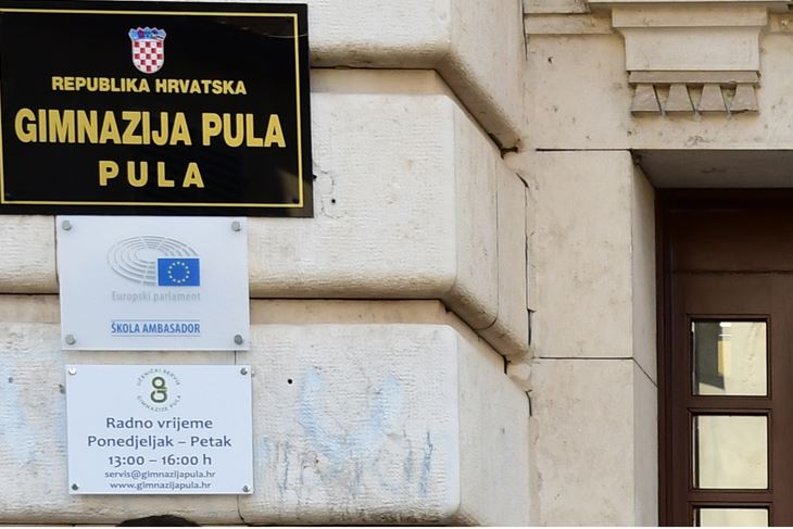 Gimnazija Pula 