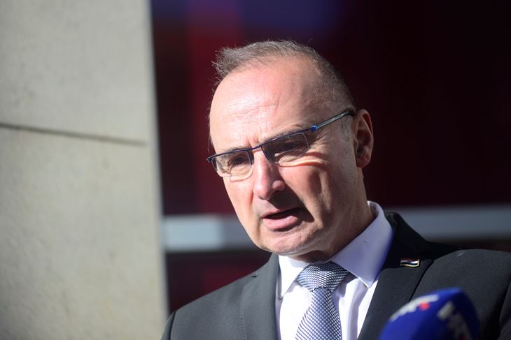 Ministar Gordan Grlić Radman na pulskom fakultetu (Snimio Dejan Štifanić)