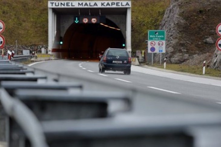 Tunel Mala Kapela (Foto Cropix)