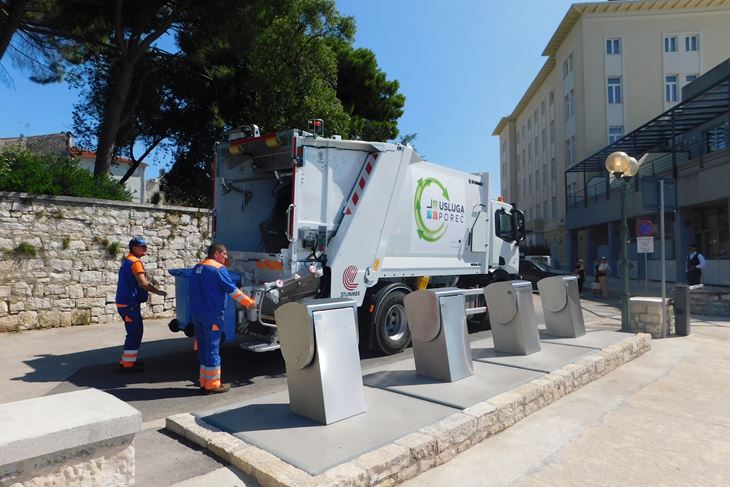 Odvoz smeća u Poreču (Foto Usluga)