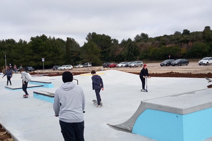 Skate park na Hidrobazi (Snimila Duška Palibrk)