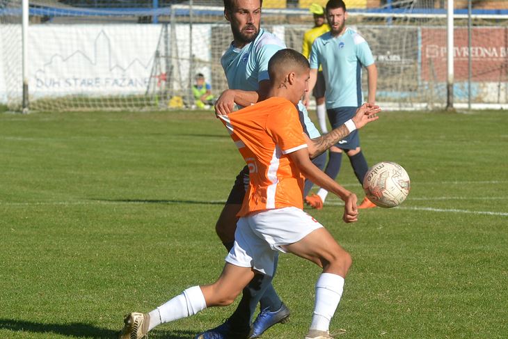 NARANČASTI PORAŽENI OD KRALJEVICE - Humberto Ramos (Veli Vrh) (Snimio Danilo Memedović)