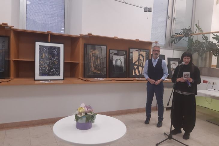 Izložba Dobre Grnčaroski u Gradskoj knjižnici i čitaonici Pula (Snimila Vanesa Begić)