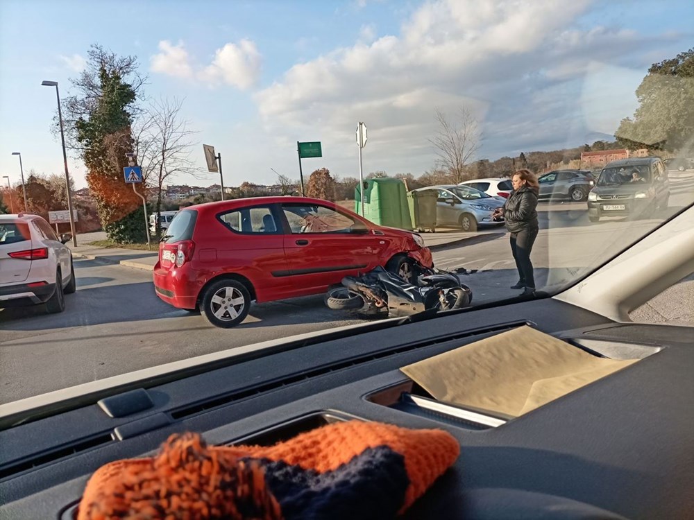 Današnja nesreća na Medulinskoj cesti (snimio Cristian BRUNO GALIĆ)