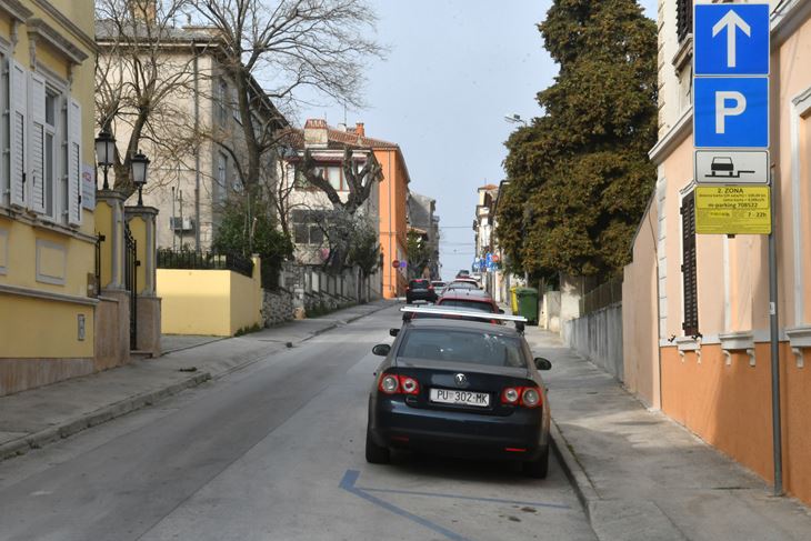 Teslina ulica (Snimio Danilo Memedović) 
