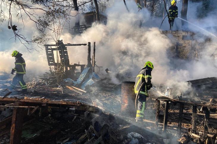Požar baraka na Vargaroli (Foto: JVP Pula)