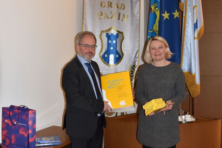 Gradonačelnica Suzana Jašić primila je veleposlanika Kraljevine Norveške NJ.E. Haakona Blankenborga