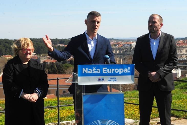 Anka Mrak Taritaš, Valter Flego i Dalibor Paus (Snimio Milivoj Mijošek)