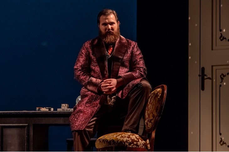 U HNK u Varaždinu igrao je mađioničara u Mozartovoj operi "Bastien i Bastienne"