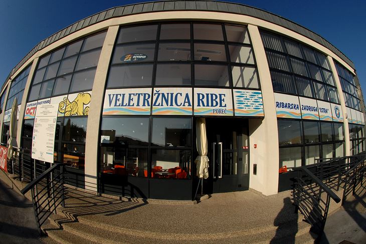 Veletržnica ribe - Poreč (Snimio Milivoj Mijošek)