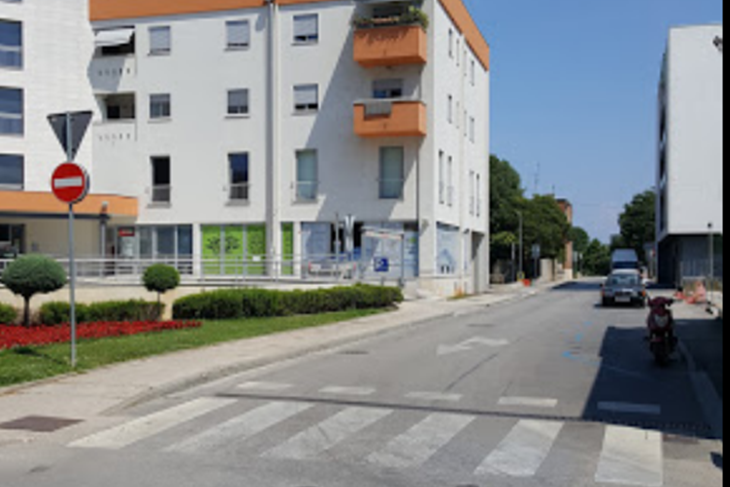 Pješački prijelaz na Ulici Kačića Miošića
