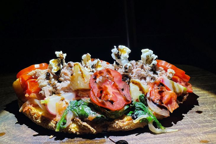 ŠKOLA KUHANJA BY THE OUTLAW CHEF: Bruschette all tonno industriale