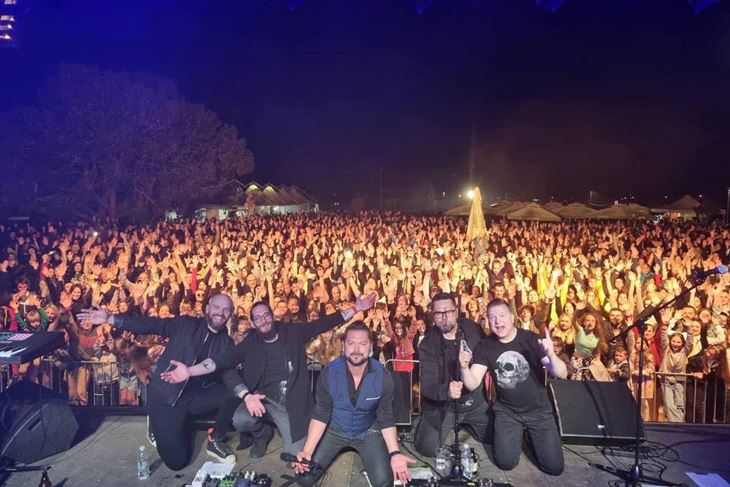 Grupa Vatra na Hidrobazi (Foto: Grupa Vatra Facebook)
