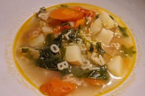 ŠKOLA KUHANJA BY THE OUTLAW CHEF Mentalna juha (juha od mente)