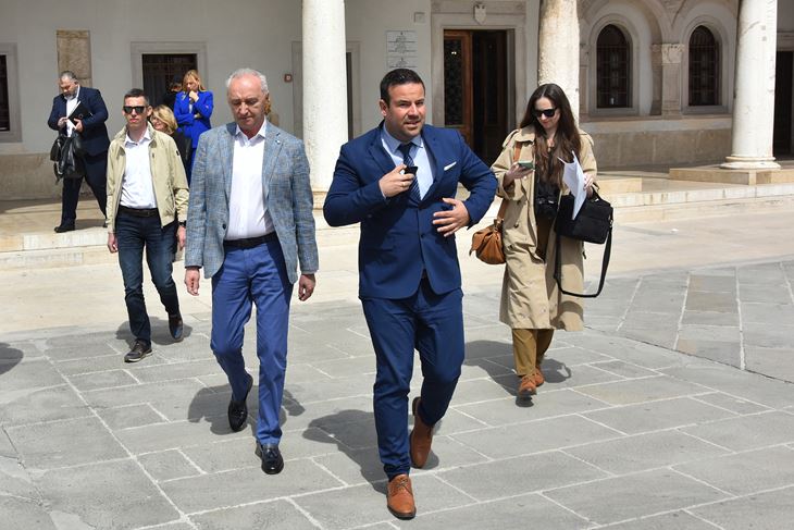 Direktor Fonda za zaštitu okoliša i energetsku učinkovitost Siniša Kukić i Filip Zoričić (snimio Duško MARUŠIĆ ČIČI)