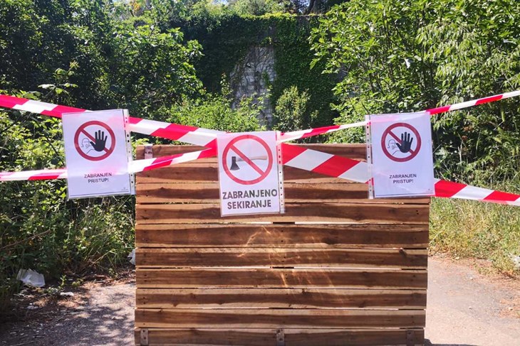 Ispred tvrđave Stoja (Snimila Duška Palibrk)