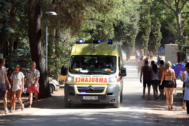 S dolaskom velikog broja gostiju neminovno se događaju i razne nezgode (Arhiva)