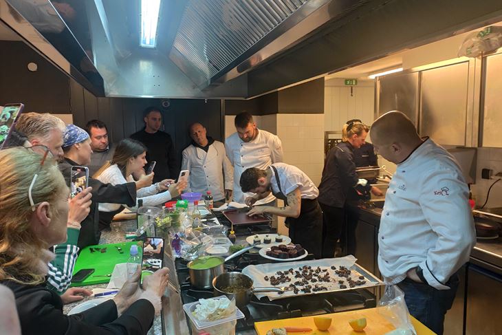 Radionica o vegetarijanskim i veganskim jelima pod vodstvom Matije Bogdana
