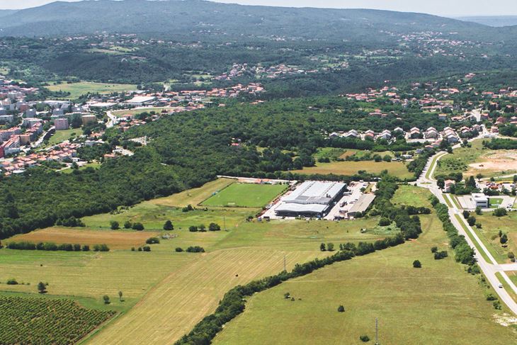 Vinež