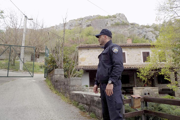 Što se tiče terena, ophodnja je uvijek na području Buzeta, prema potrebi dolazi ophodnja iz Pazina kao i obrnuto (Snimila Gordana Čalić Šverko)