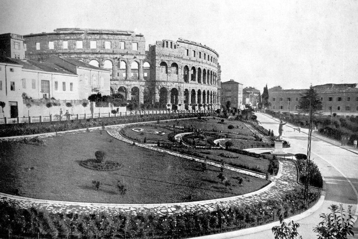 Arena u doba Italije