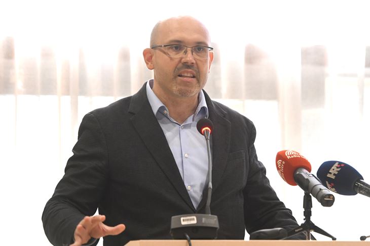 Arhiva (Snimio Milivoj Mijošek)