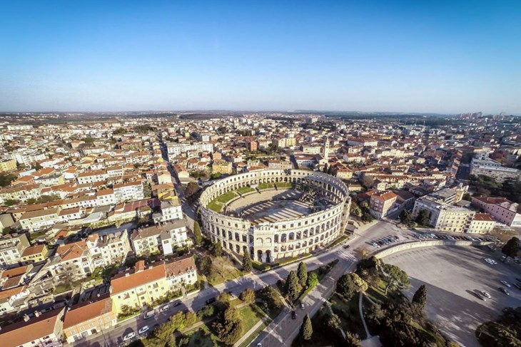 Pula panorama zracne zracxne Arena Amfiteatar (Foto: Grad Pula)