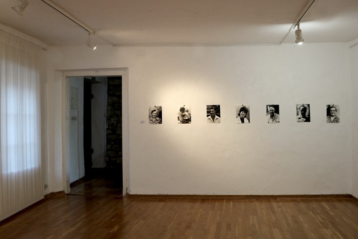 Izložba Jürgena Karwelata "Grožnjanci 1989 / Grisignanesi 1989."